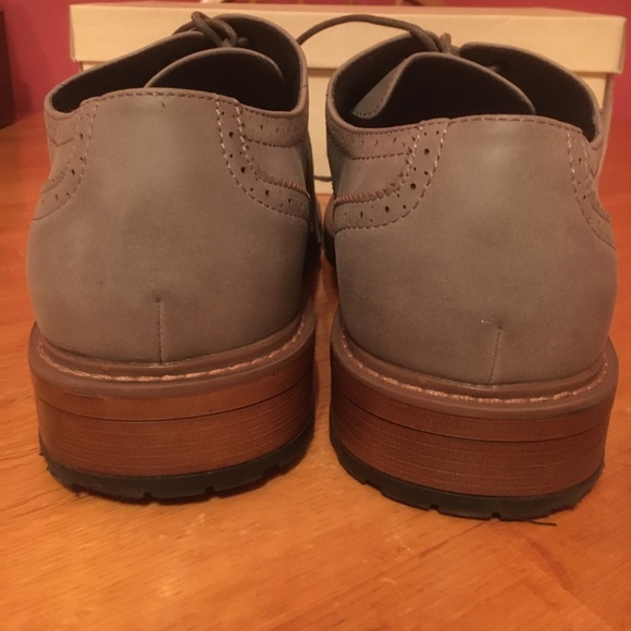 Perry Ellis “America” Grey Cap-toe lace-up shoes sized 13 US. Worn 2x. No flaws. main image 4